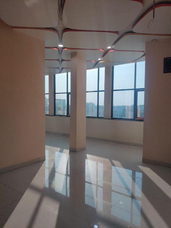Hotel Hariram Tower Vardhá Kültér fotó