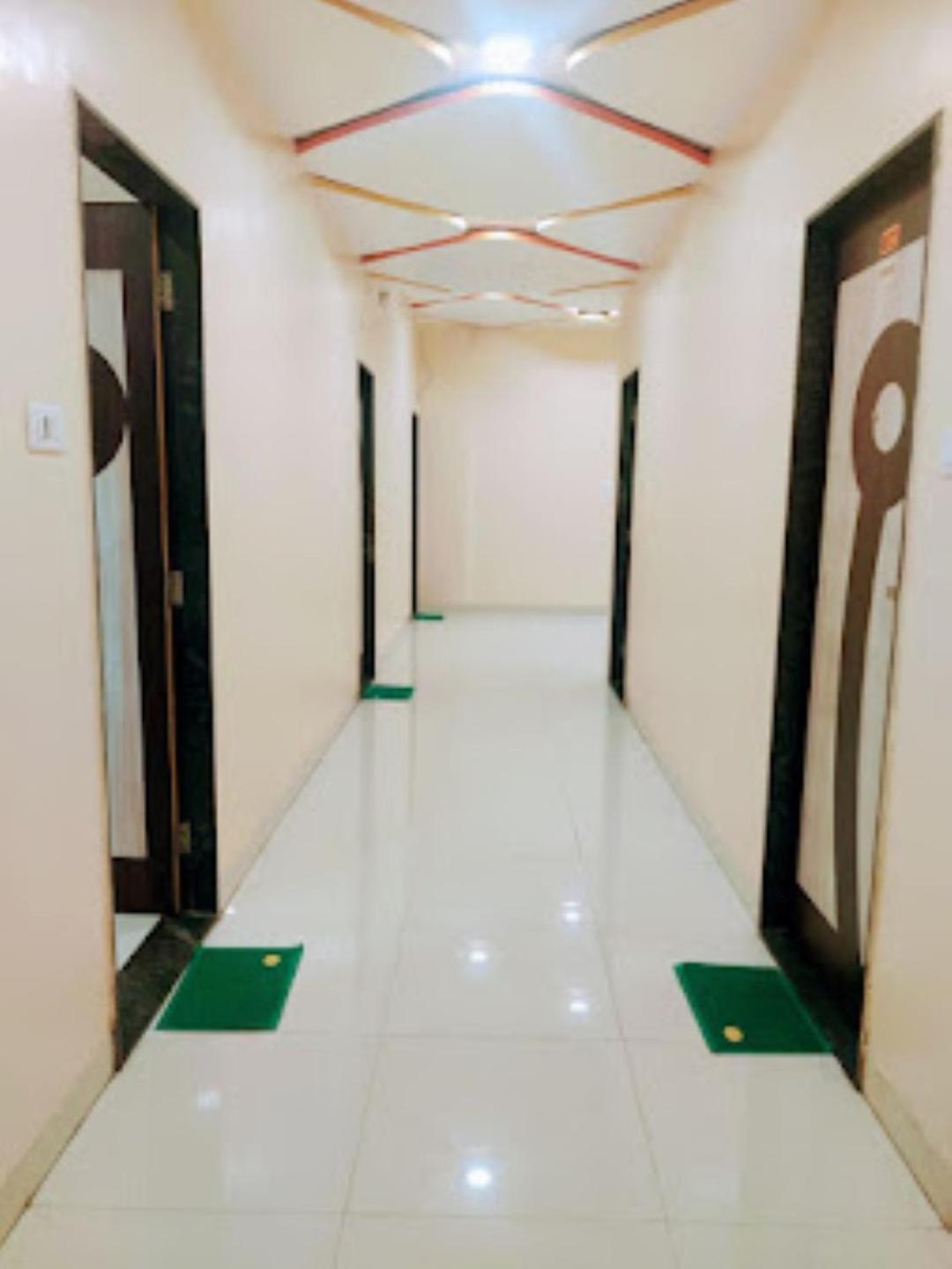 Hotel Hariram Tower Vardhá Kültér fotó